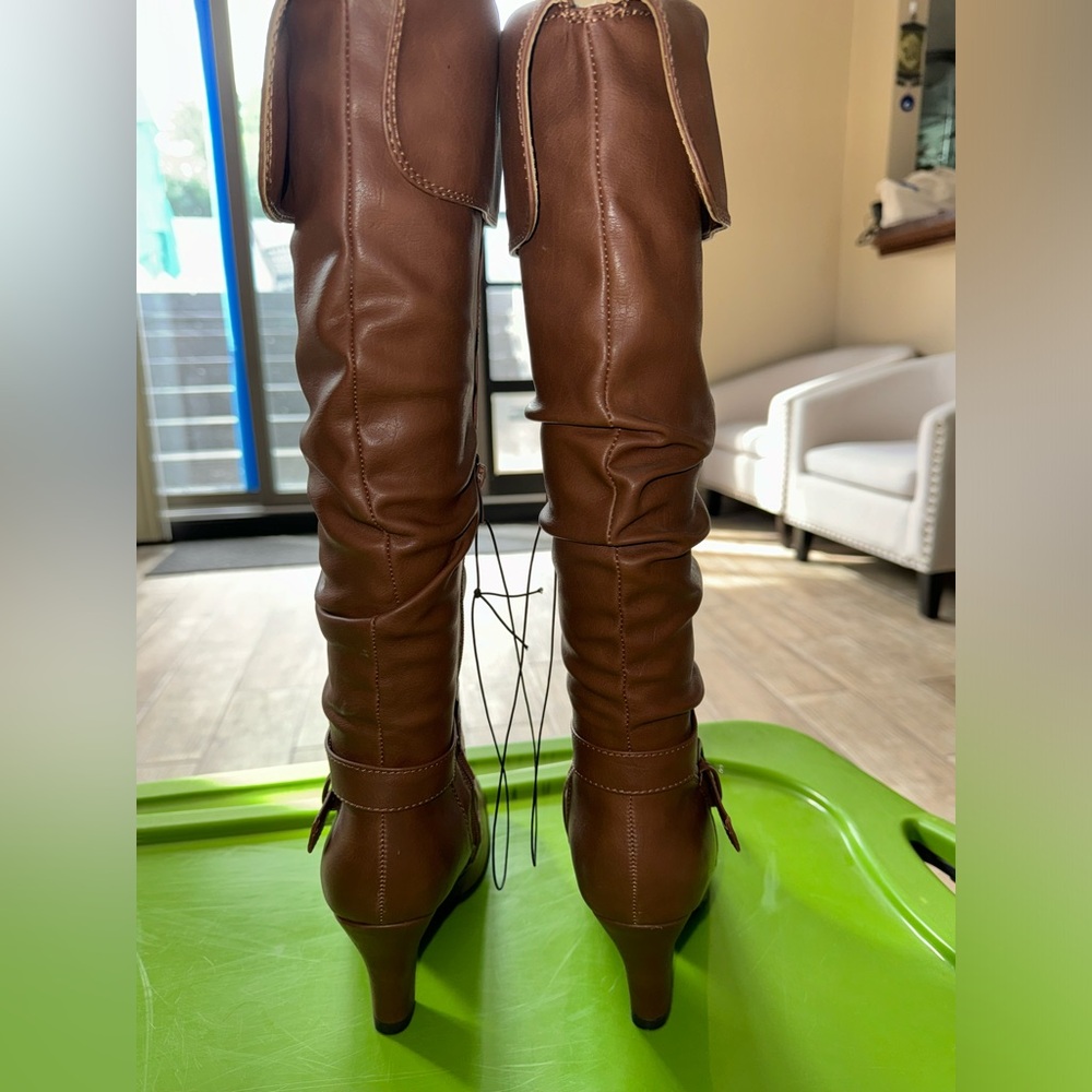 High boots - Picture 7 of 13